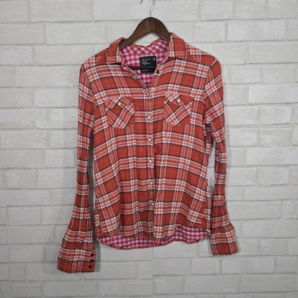 American Eagle Outfitters Tops - AEO flannel print button down